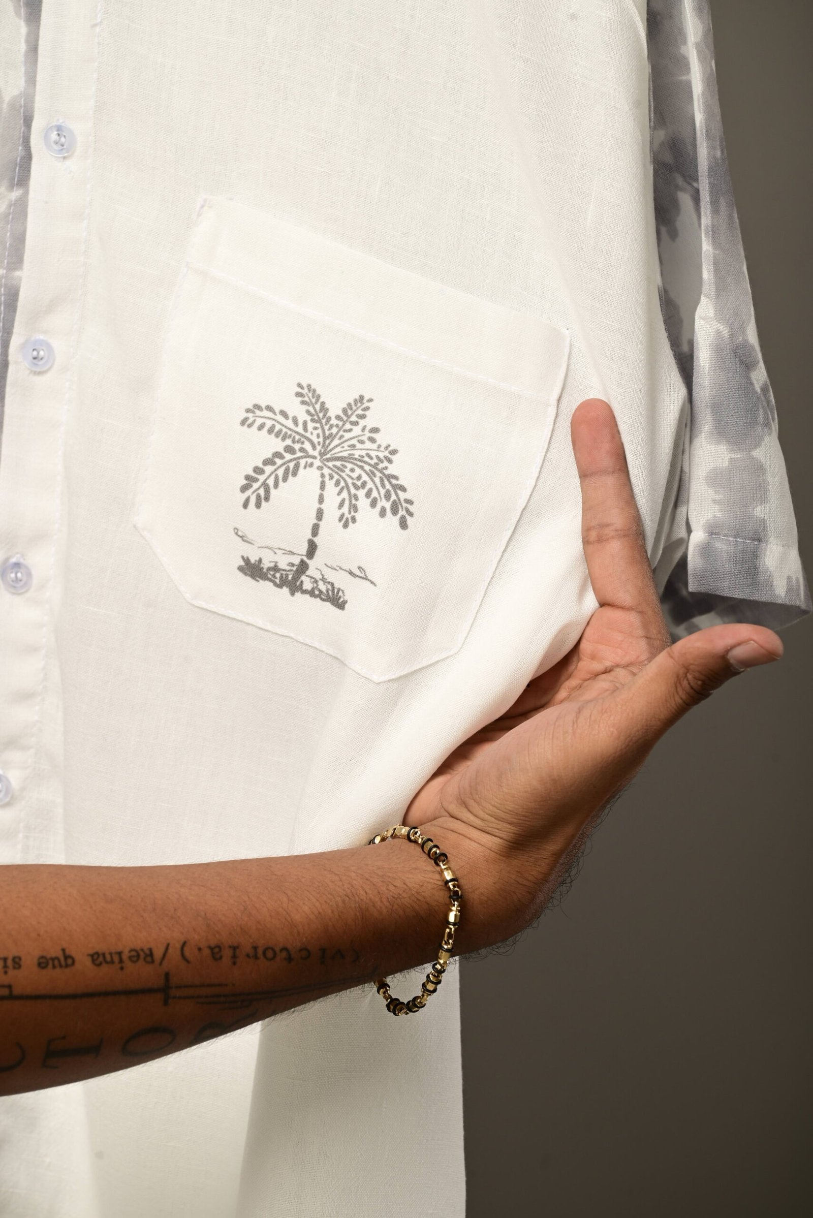 Camisa Gris palma - Image 6