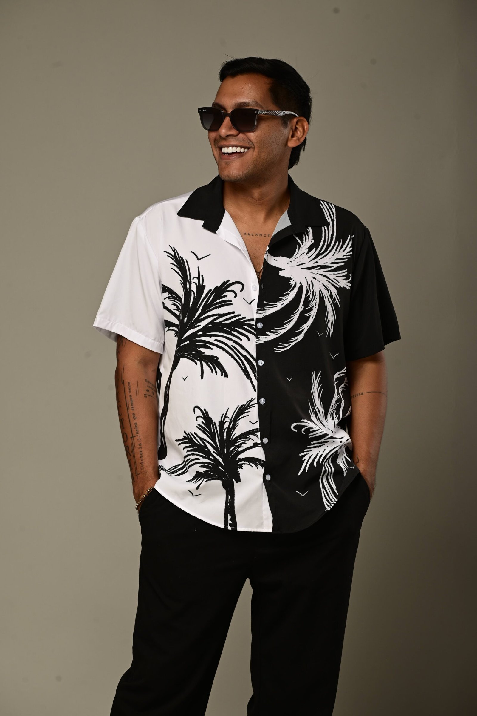 Camisa A blanco y negro - Image 6